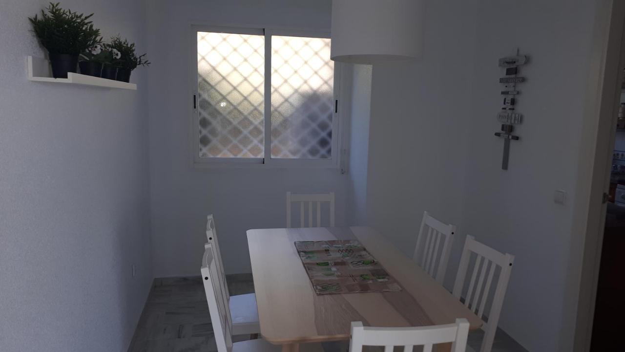 Apartment In Costa Del Sol With Large Terrace For 9 People Rincón de la Victoria Eksteriør bilde